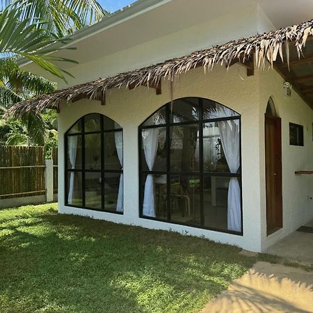 Villa Pura Vida Apartments Siargao General Luna  Bagian luar foto