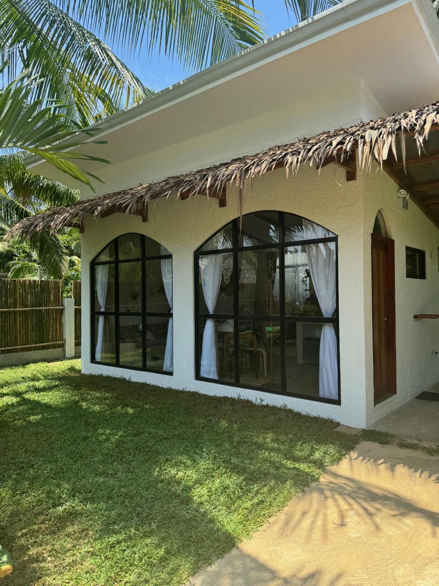 Villa Pura Vida Apartments Siargao General Luna  Bagian luar foto